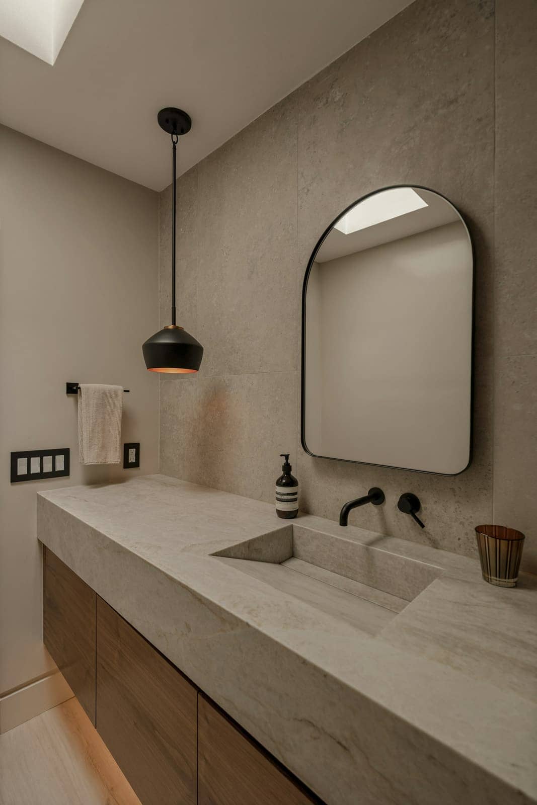 Arc Mirror · studio, front ¾